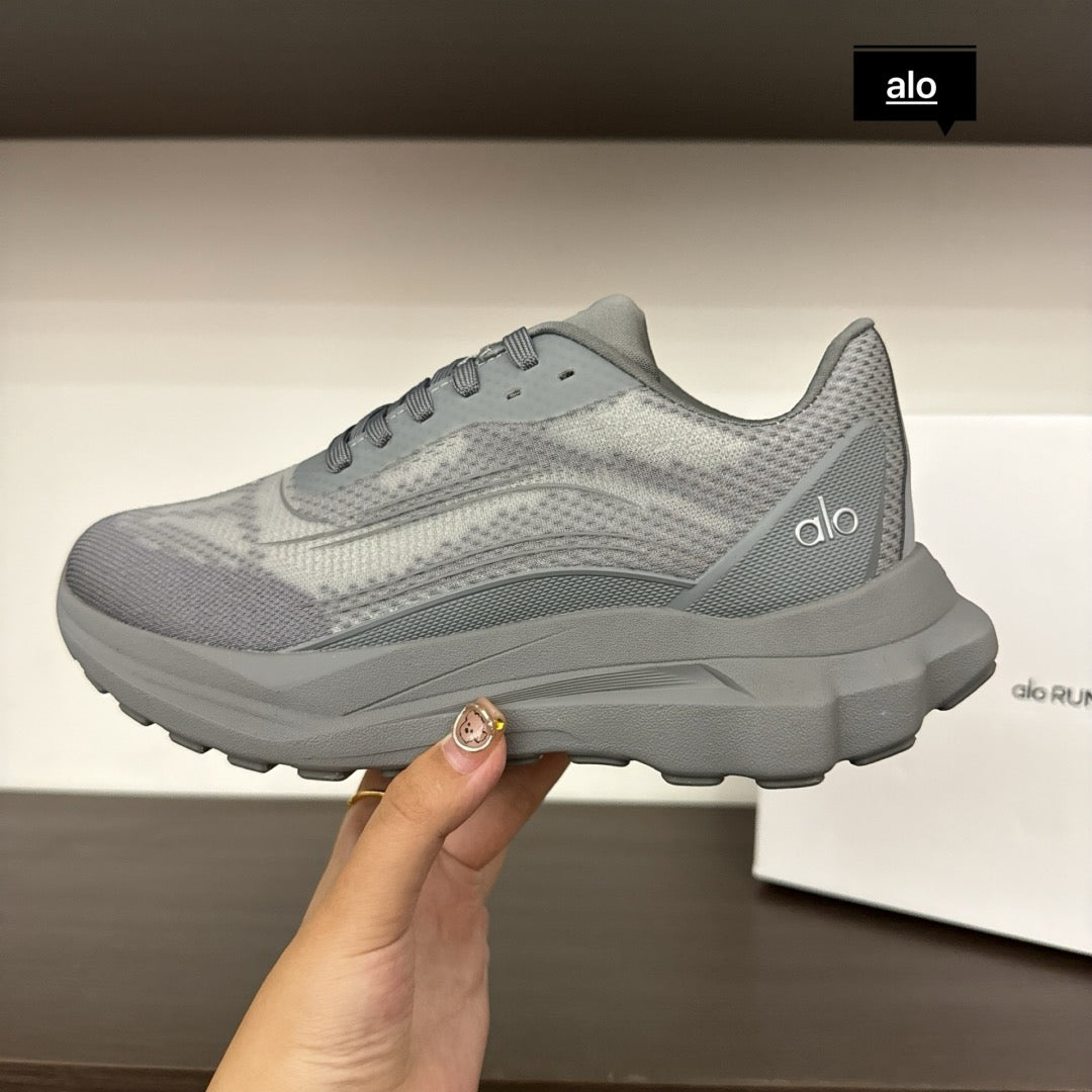 Alo yoga runner | Grey
