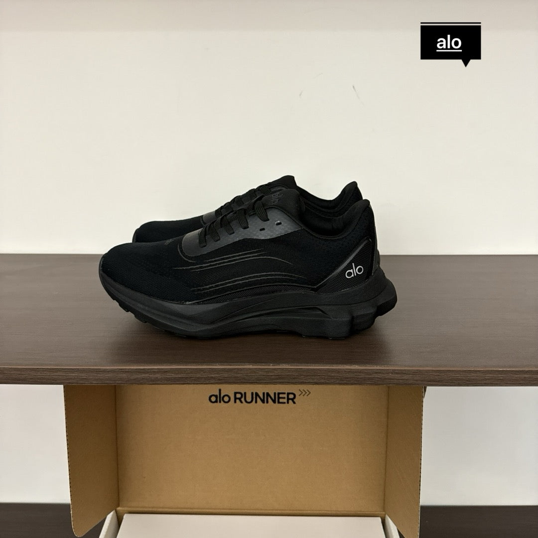 Alo yoga runner | Black