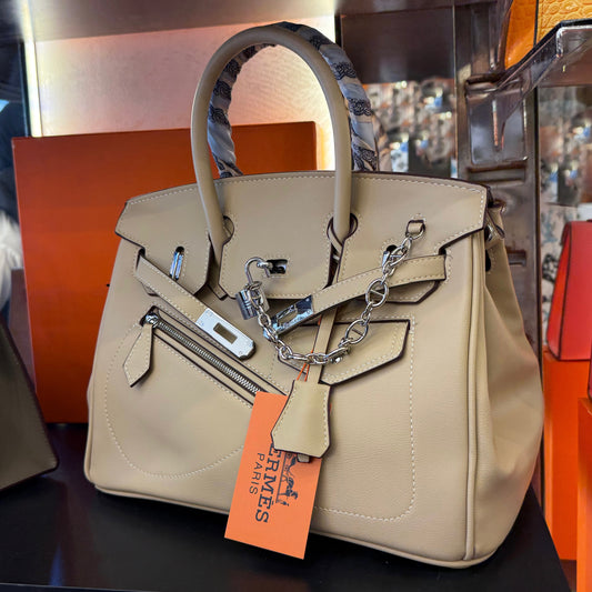 HERMÈS BAG
