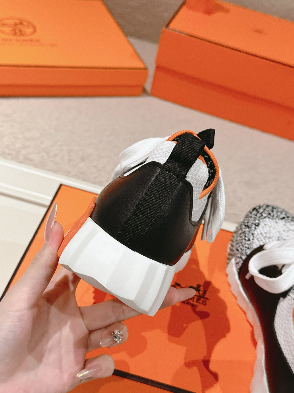 Hermès Depart Slip-On Sneaker - Noir/Blanc