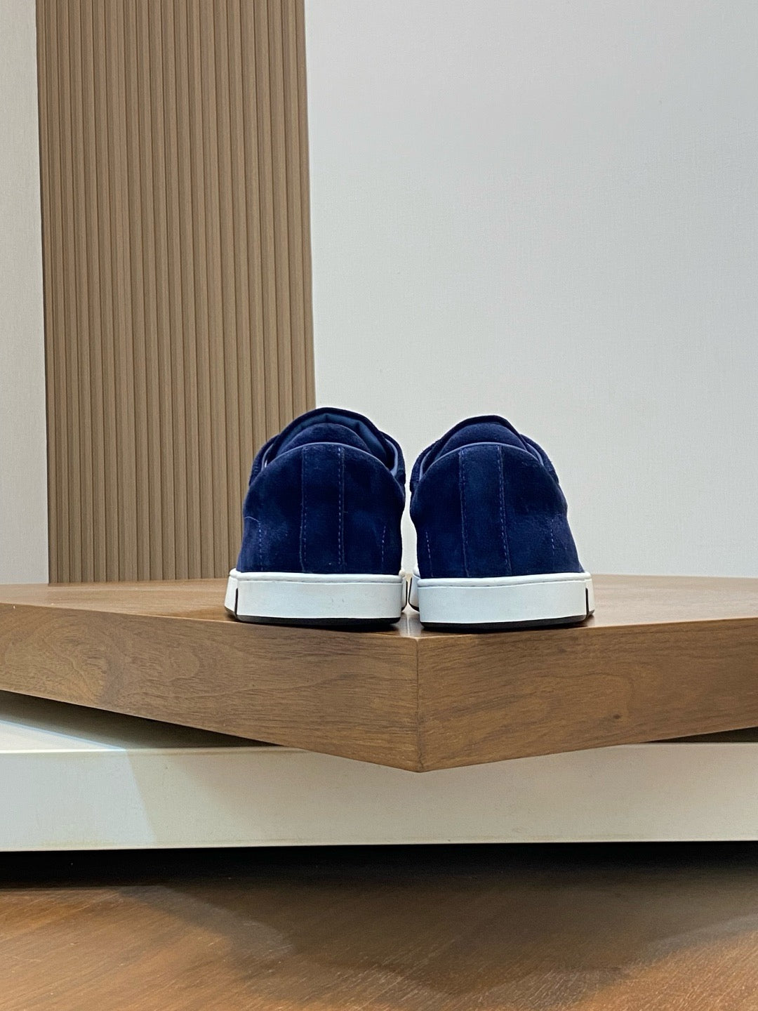 Hermès Kiddy Lace-Up Sneakers - Navy Blue