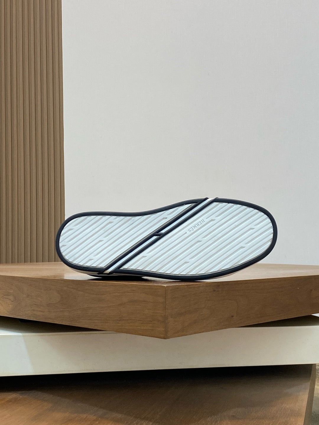 Hermès Kiddy Lace-Up Sneakers - Navy Blue