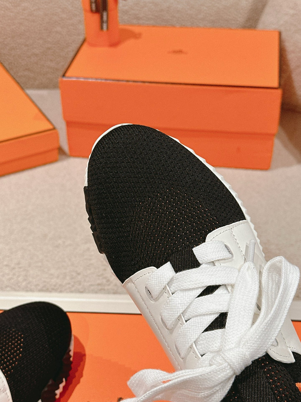 Hermès Depart Slip-On Sneaker - Blanc/Noir