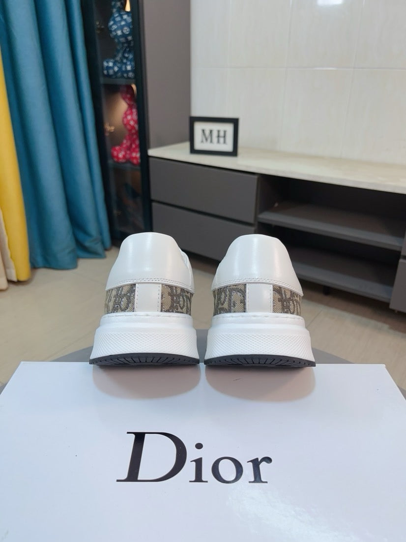 Dior Oblique Sneaker - Brown/White