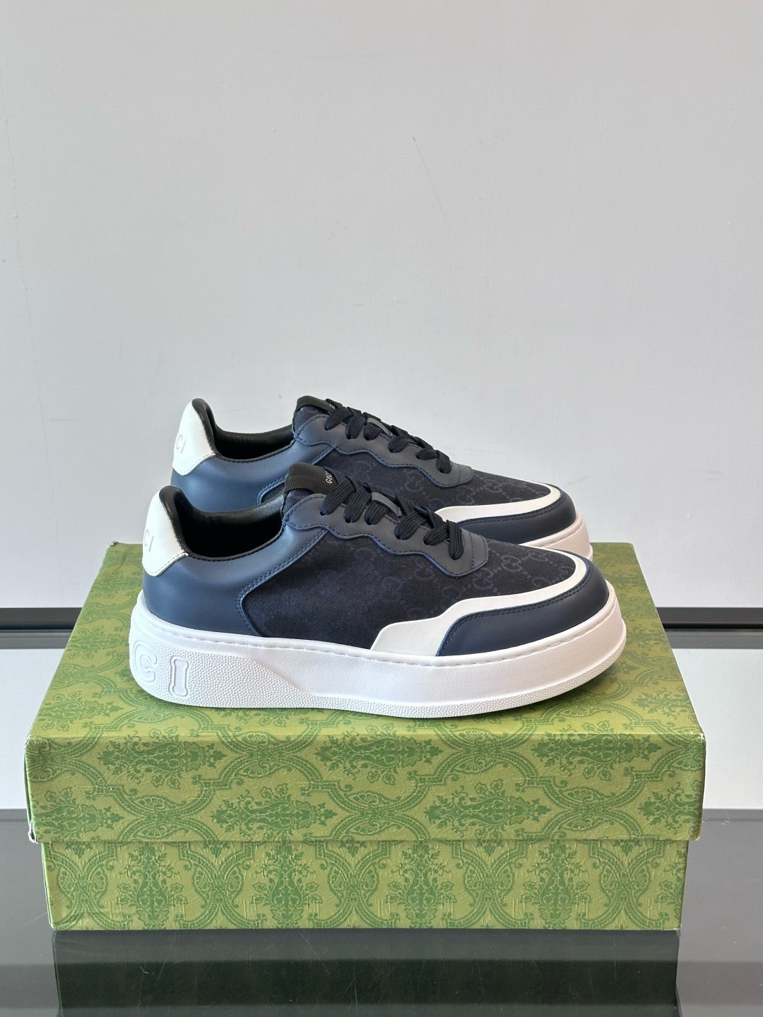 Gucci Sneakers - Navy