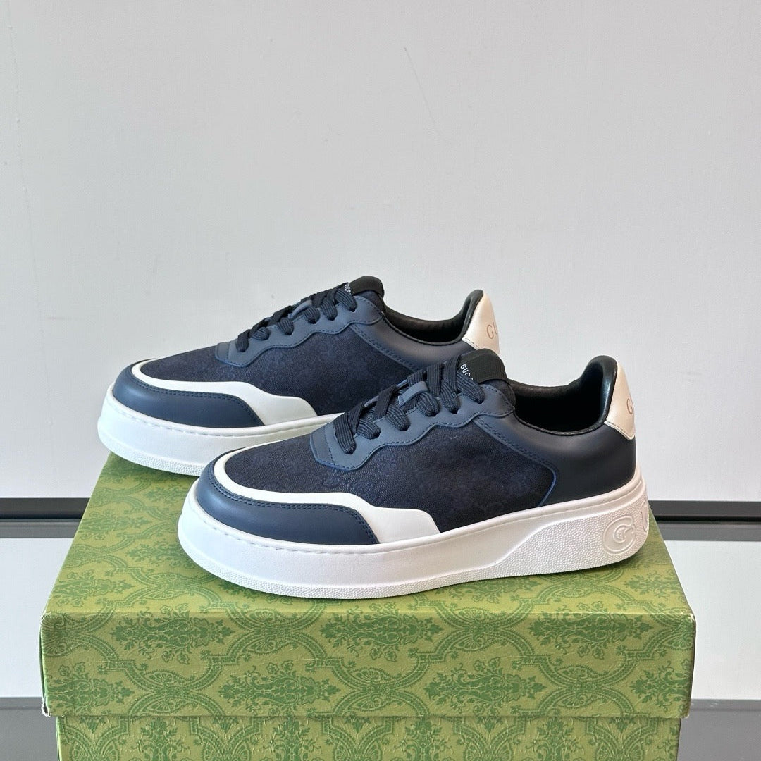 Gucci Sneakers - Navy