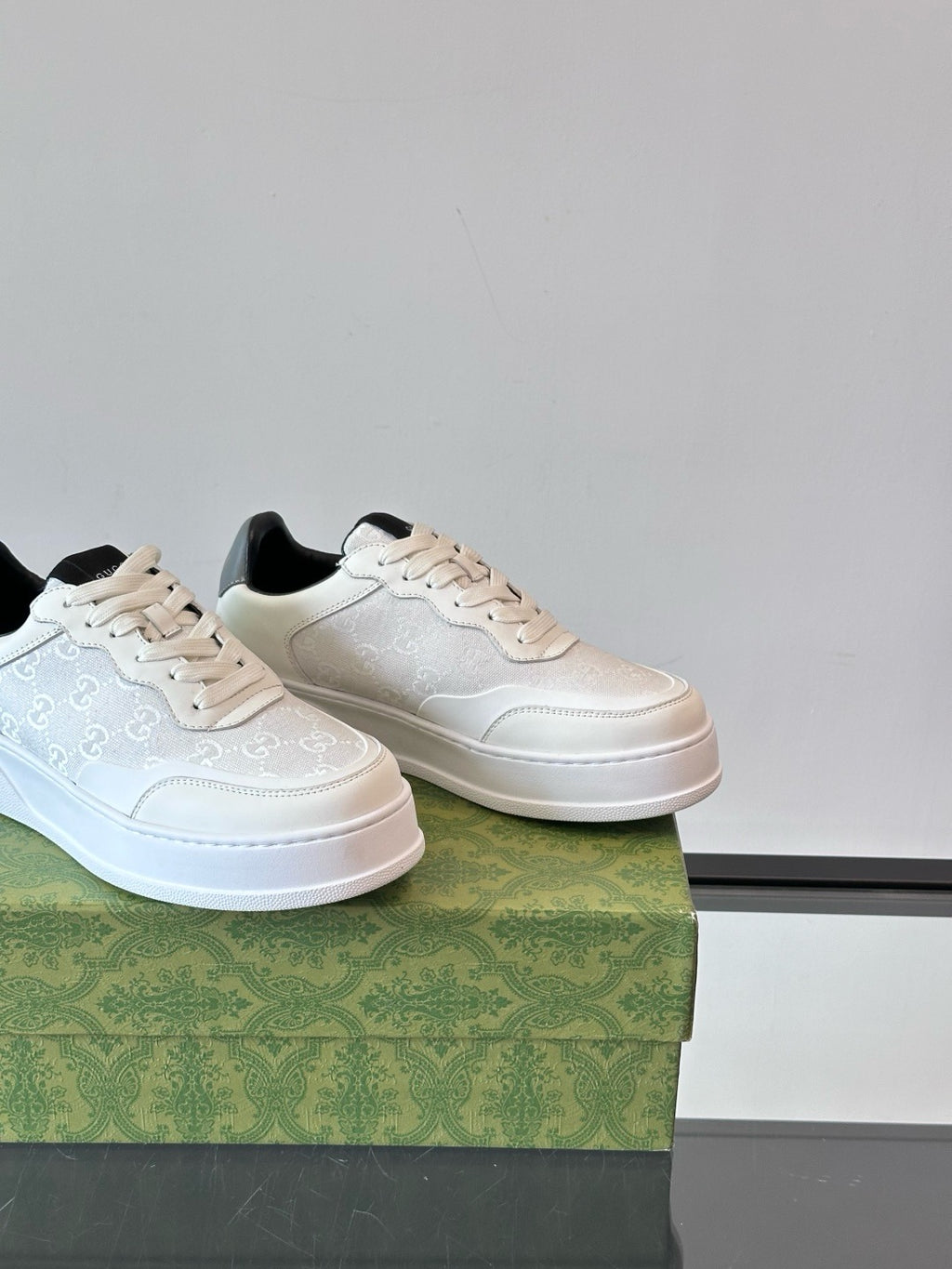 Gucci Sneakers - White