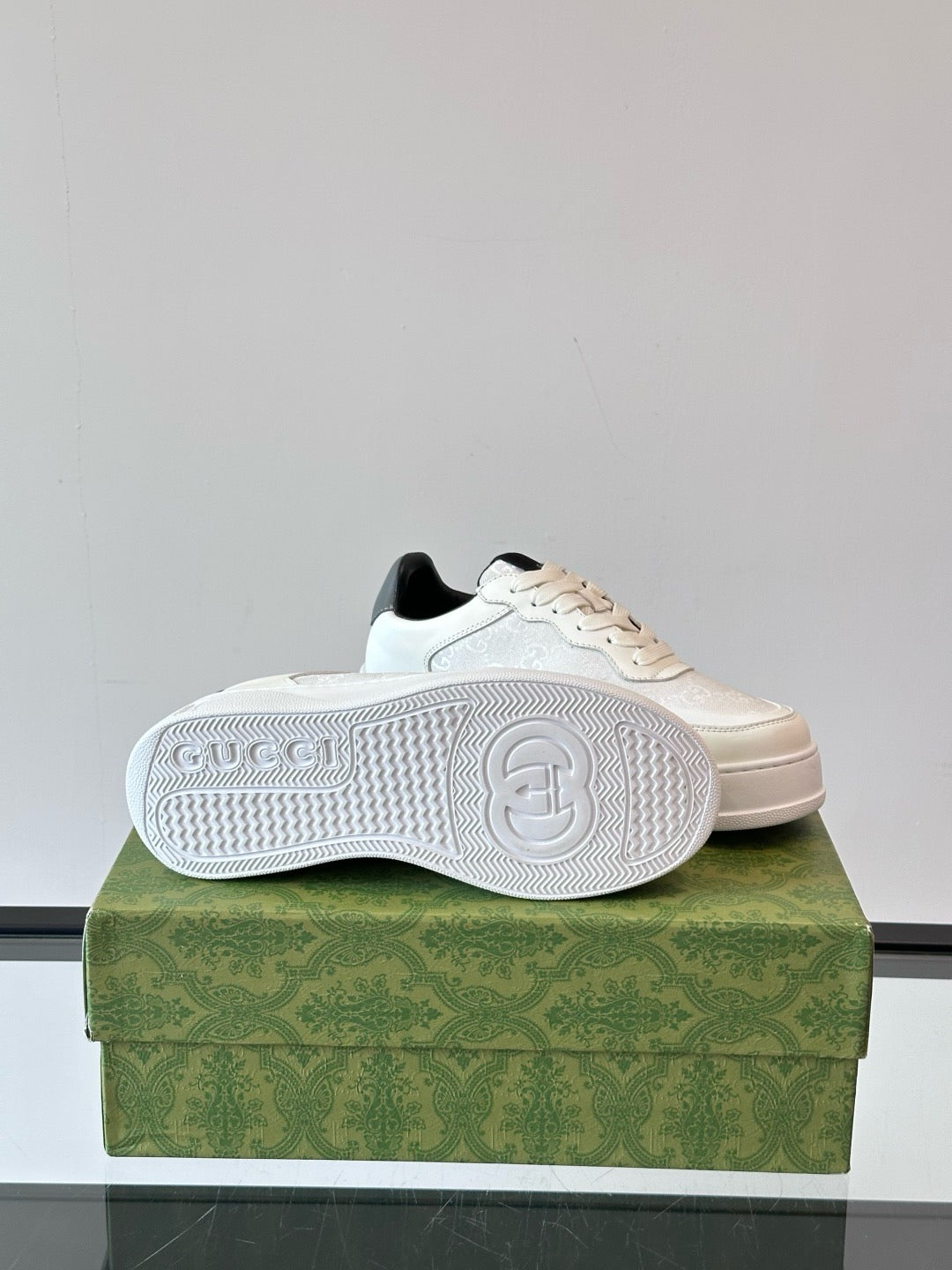 Gucci Sneakers - White