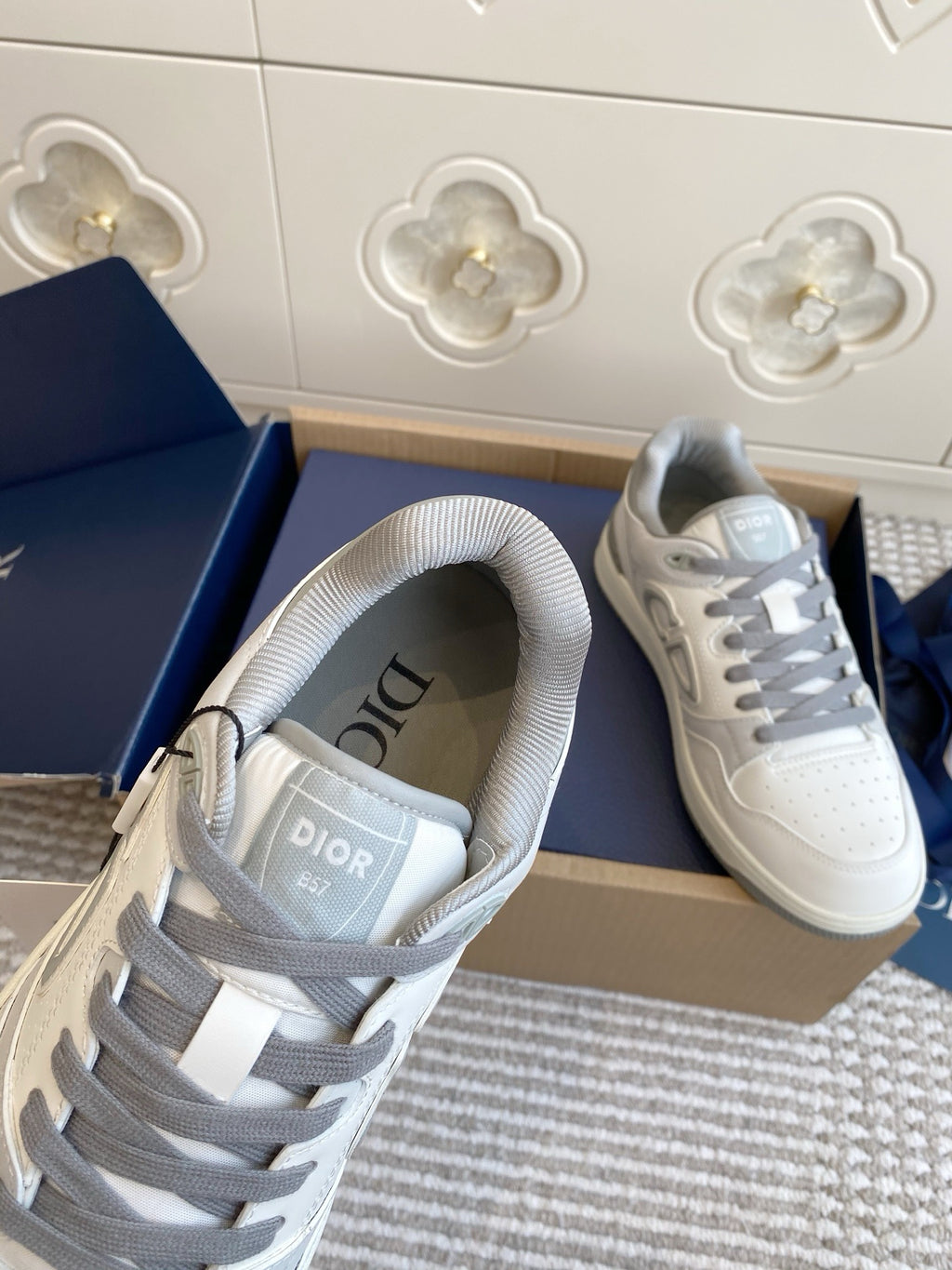 Dior B57 Dribble Sneakers - Light Gray/White