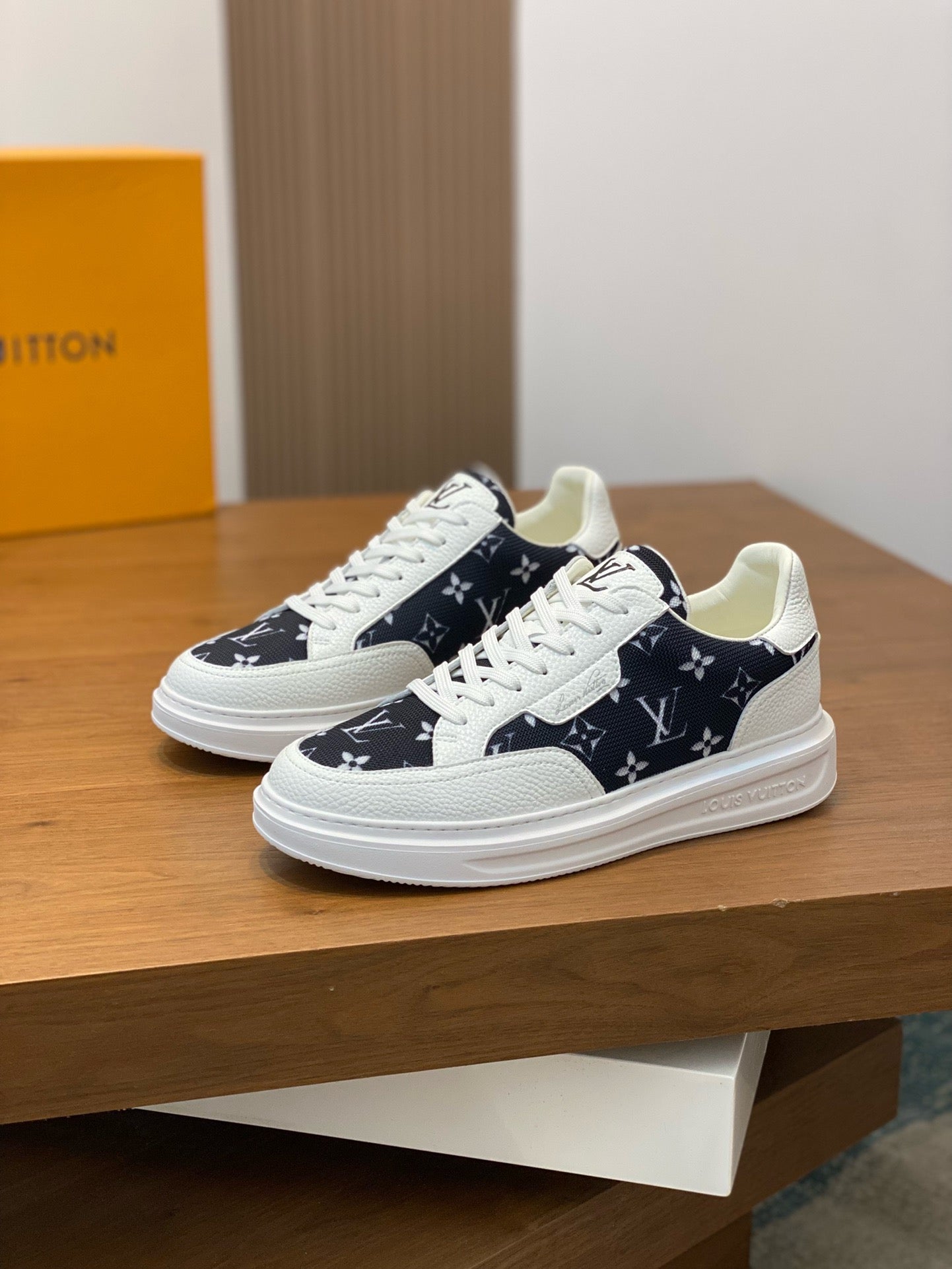 LV Sneakers