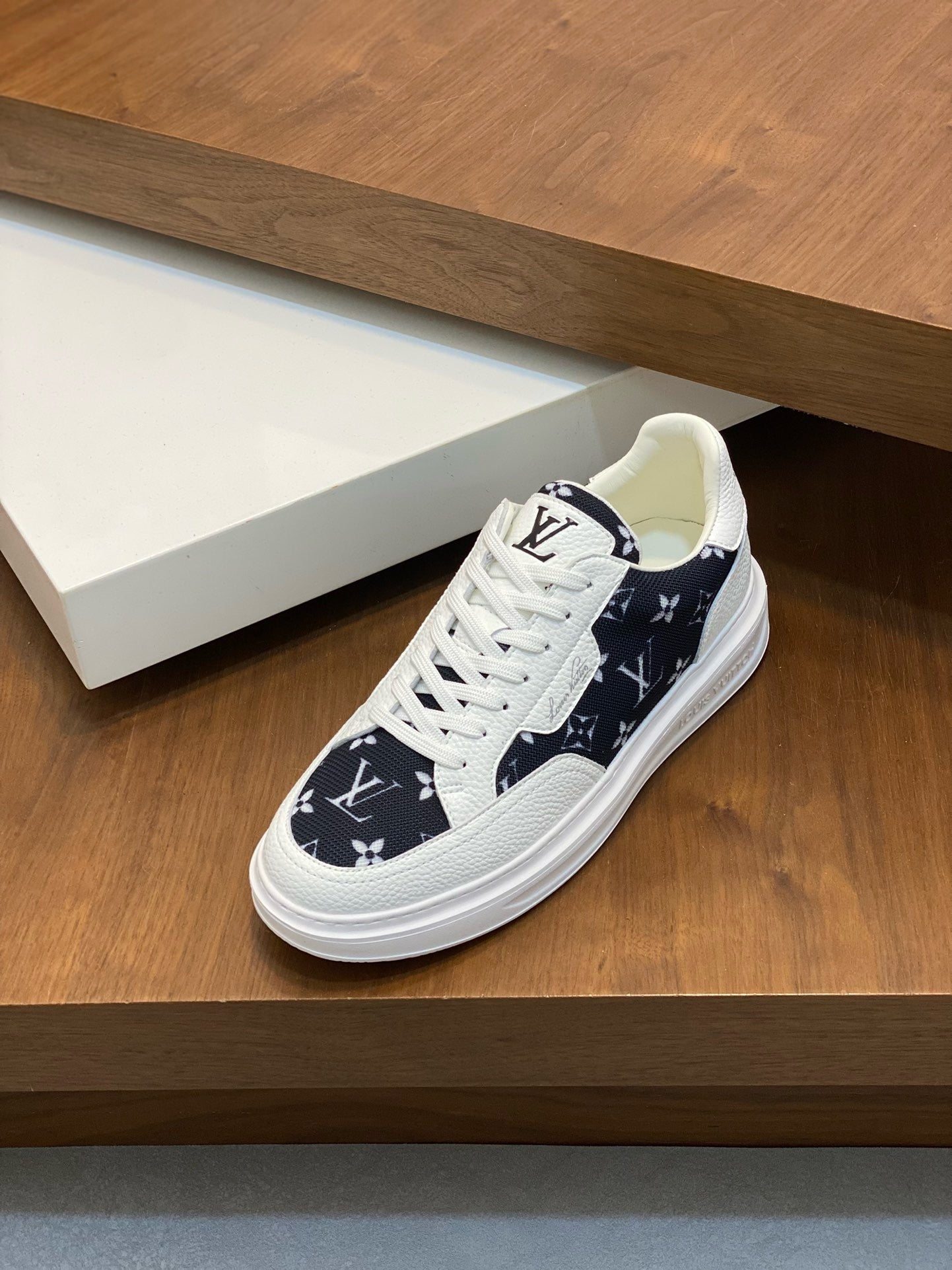 LV Sneakers