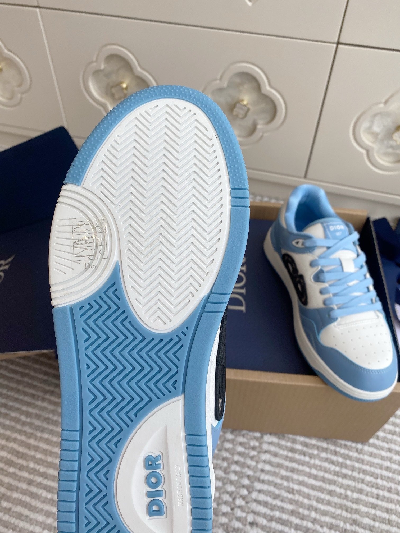 Dior B57 Dribble Sneakers - Light Blue/White