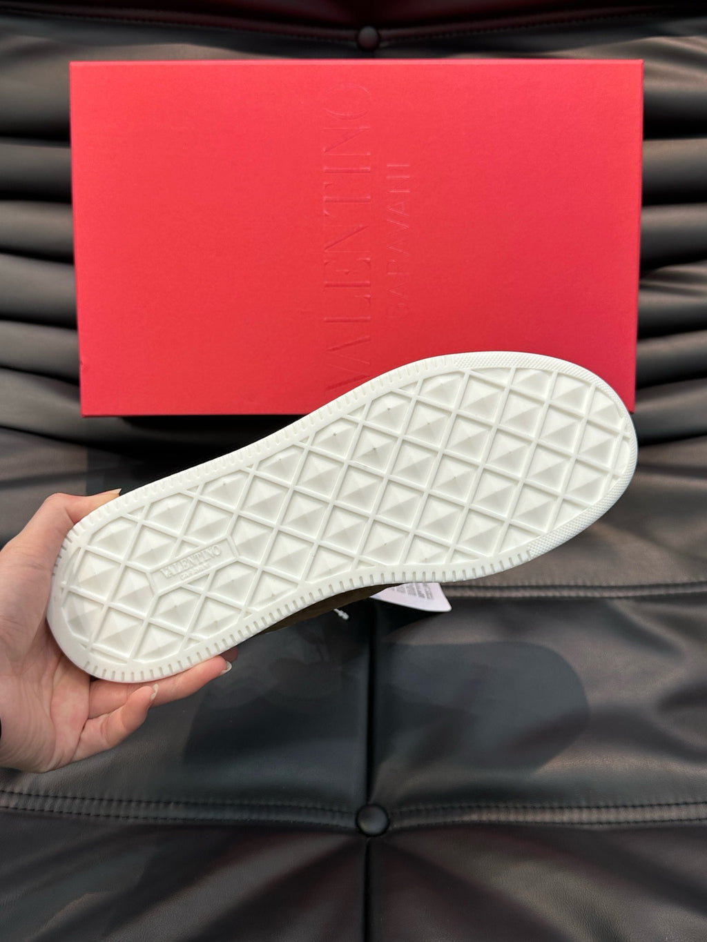 Valentino Sneakers - Beige