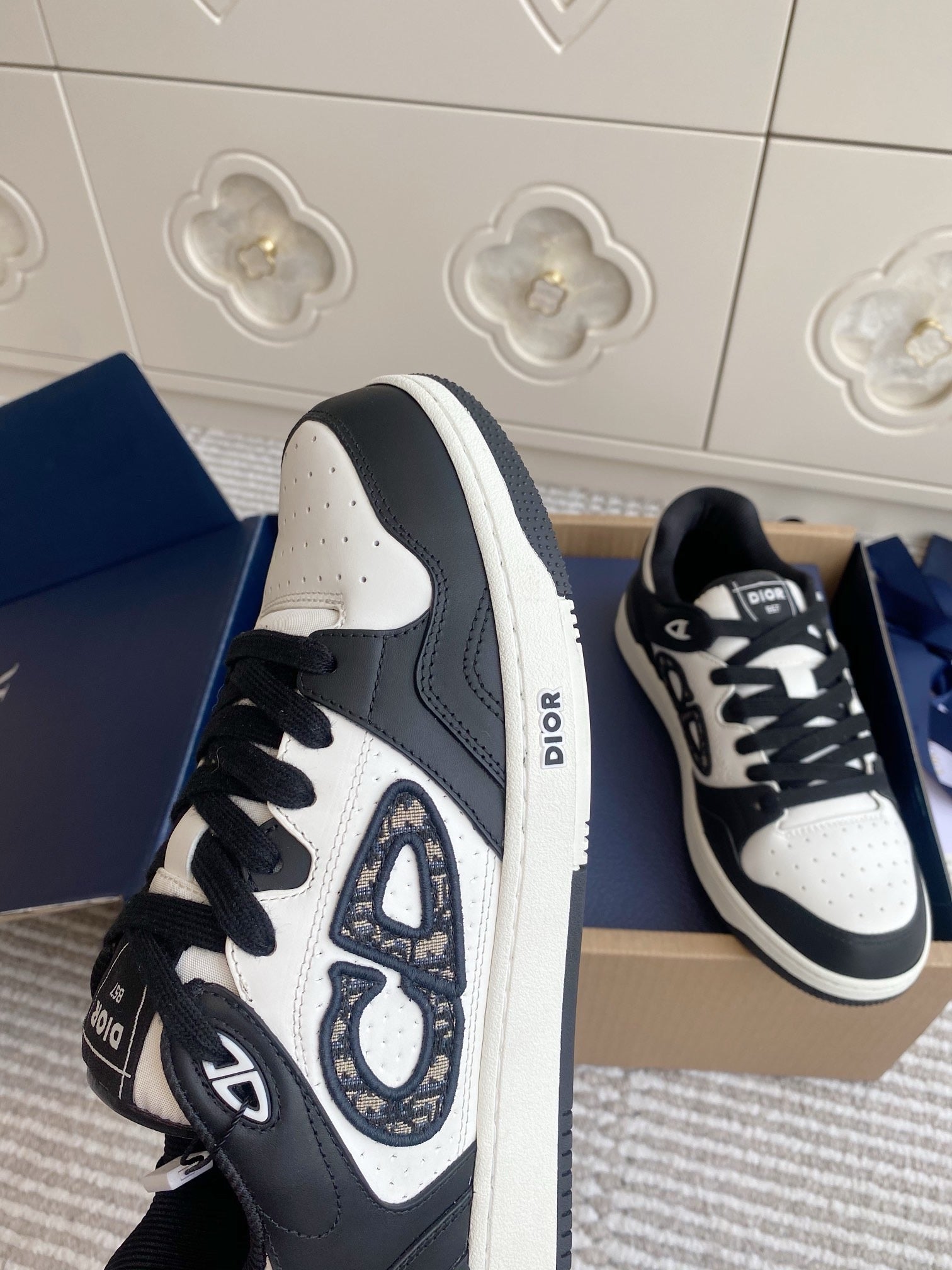 Dior B57 Dribble Sneakers - Black/White