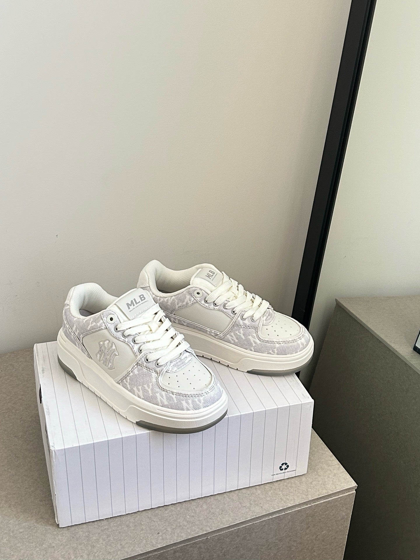 MLB Chunky Liner Denim Monogram Sl -Gray