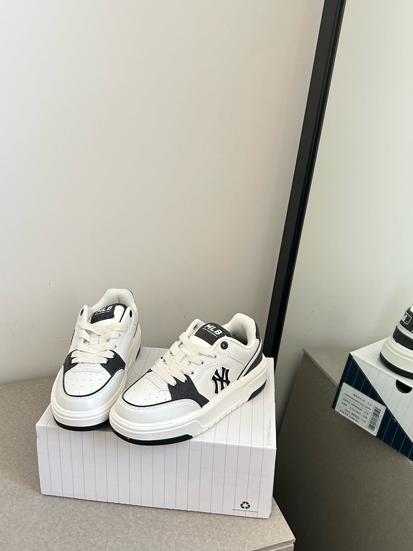 MLB Chunky Liner Denim Pocket - Black