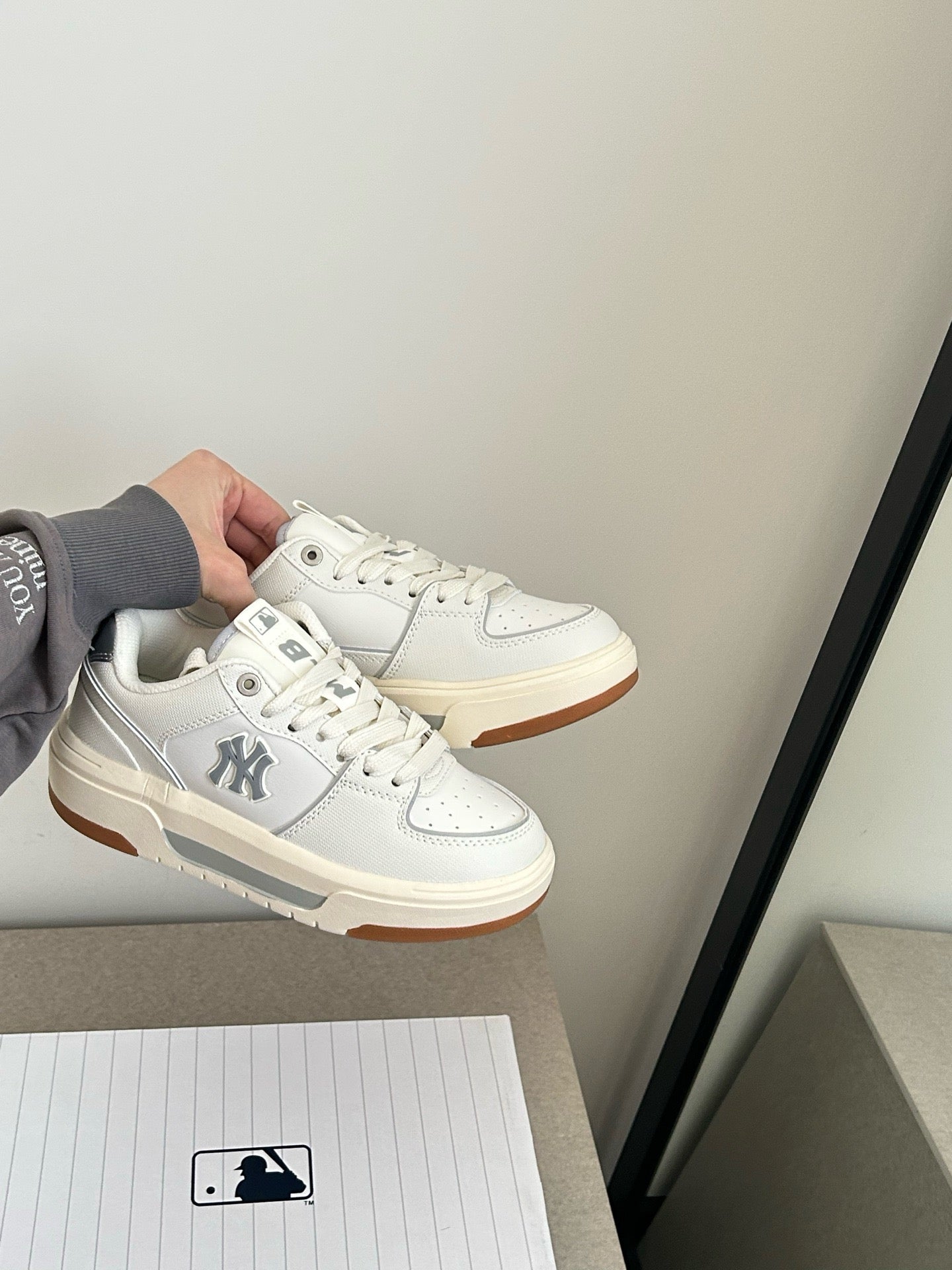 MLB Chunky Liner Basic Sl - Ivory