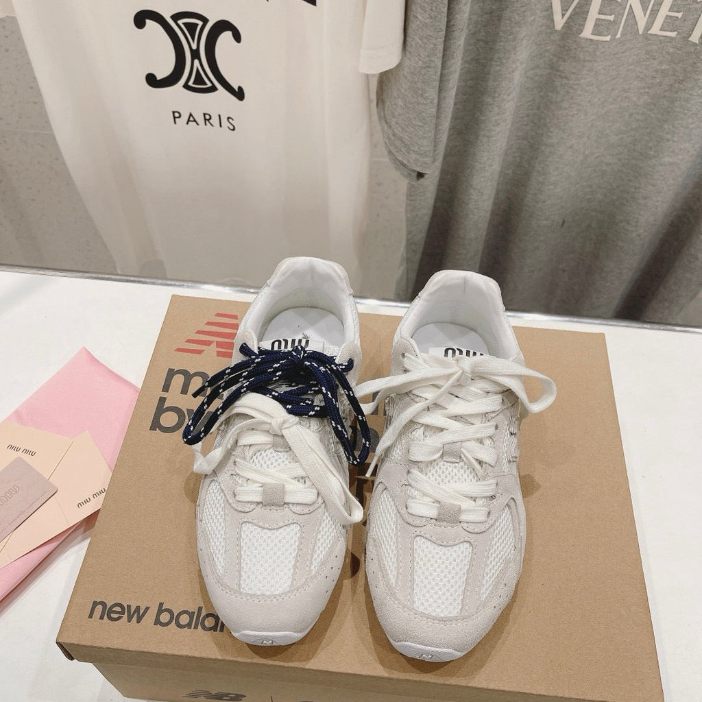 New Balance X Miu Miu 530 SL Sneakers - White