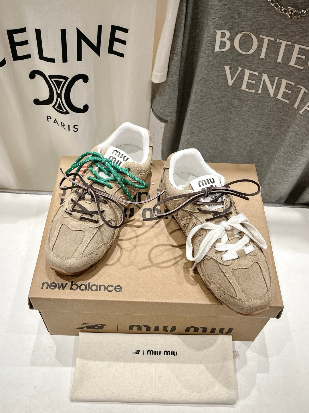 New Balance X Miu Miu 530 SL Sneakers - Ecru