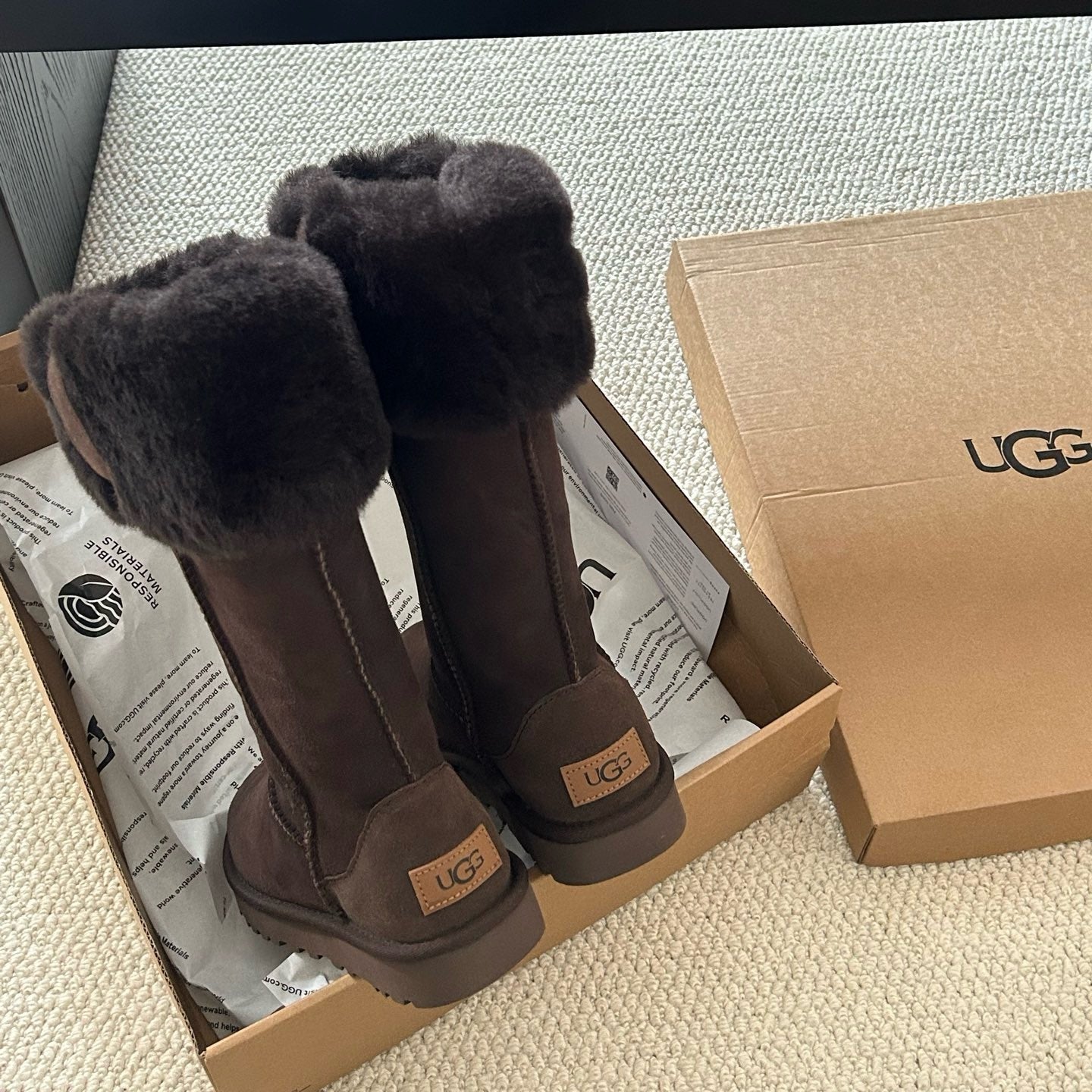 UGG Suhenny Tall Boots - Cedar Brown