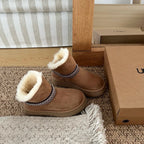 UGG Classic Mini Crescent Boots - Chestnut