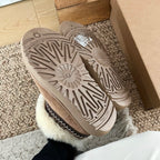 UGG Classic Mini Crescent Boots - Chestnut