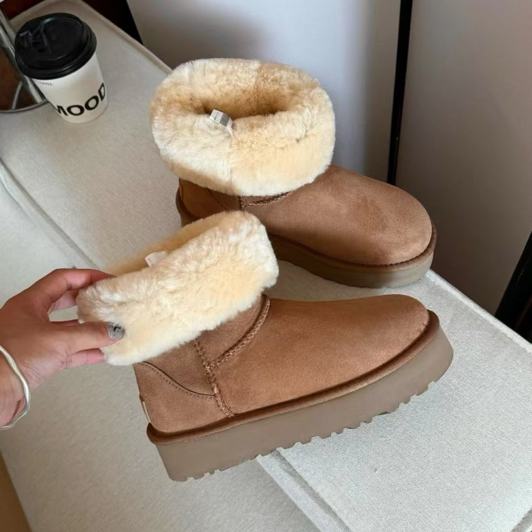 UGG Classic Short Platform Boots - Chestnut