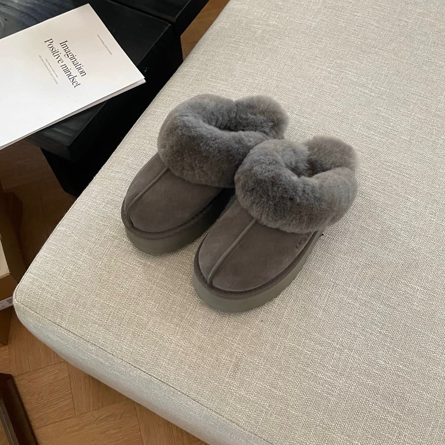 UGG Disquette Slippers - Charcoal