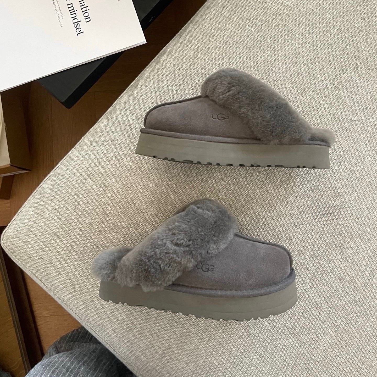 UGG Disquette Slippers - Charcoal