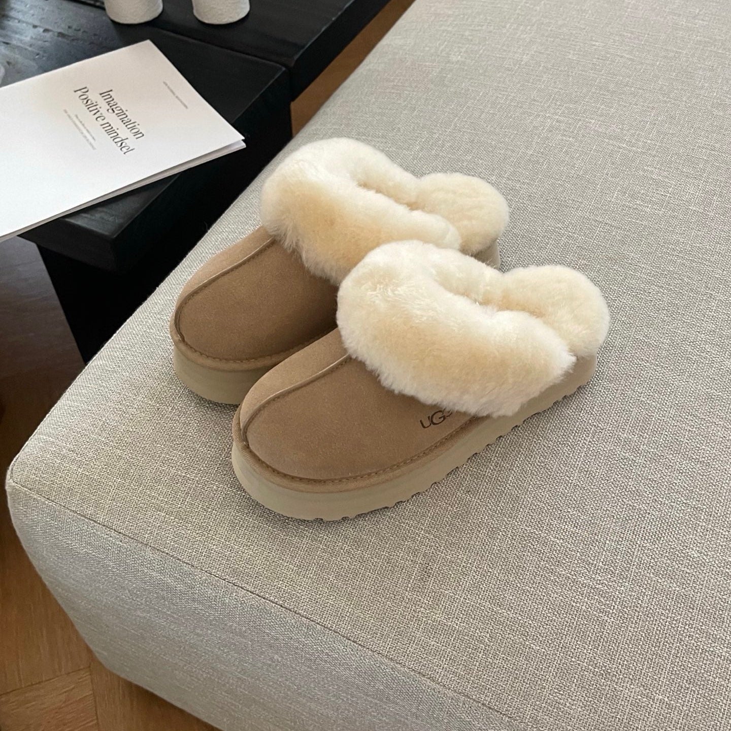UGG Disquette Slippers - Sand