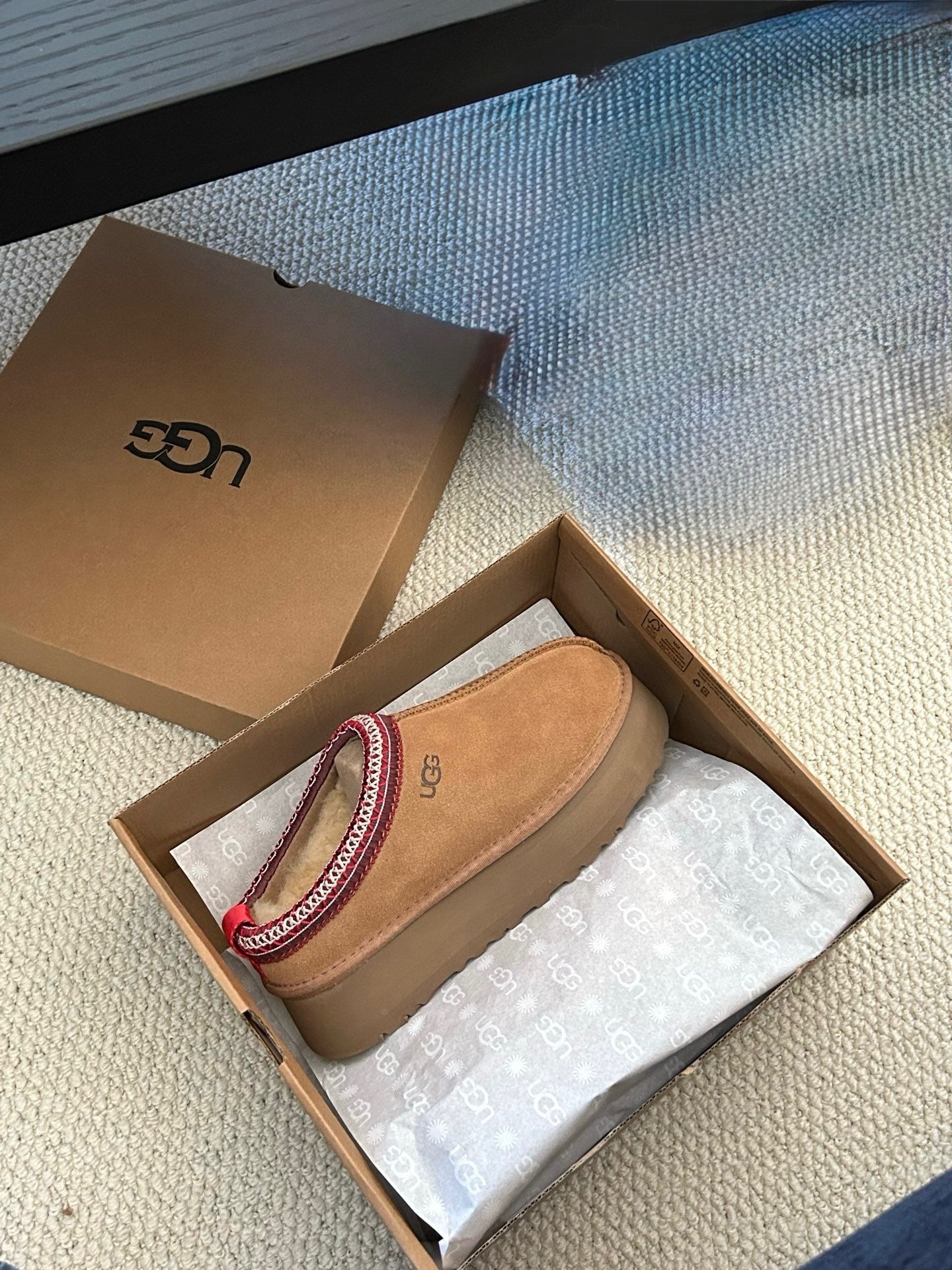 UGG Tazz II - Chestnut