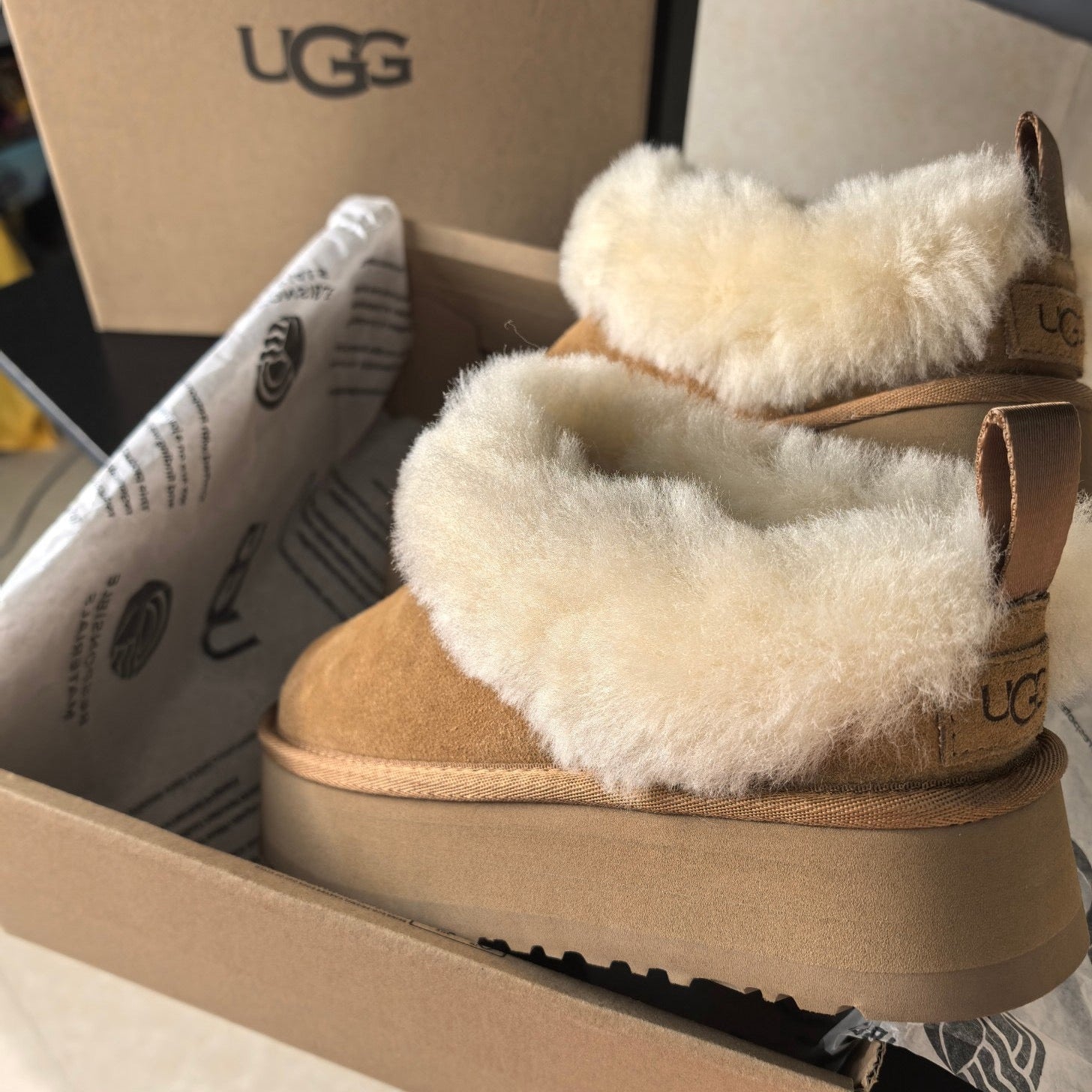UGG Platform Tazelle - Chestnut