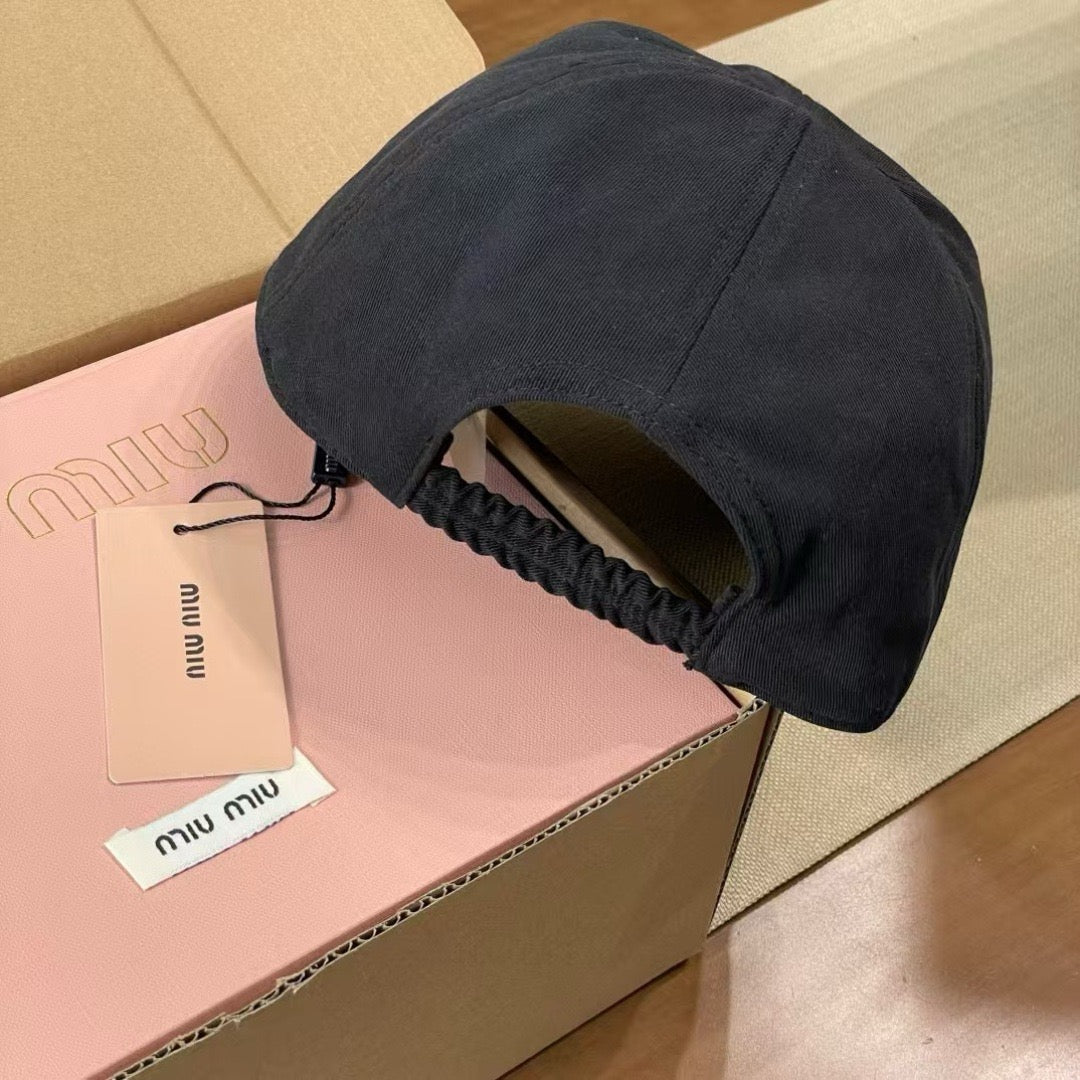 MIU MIU Cap
