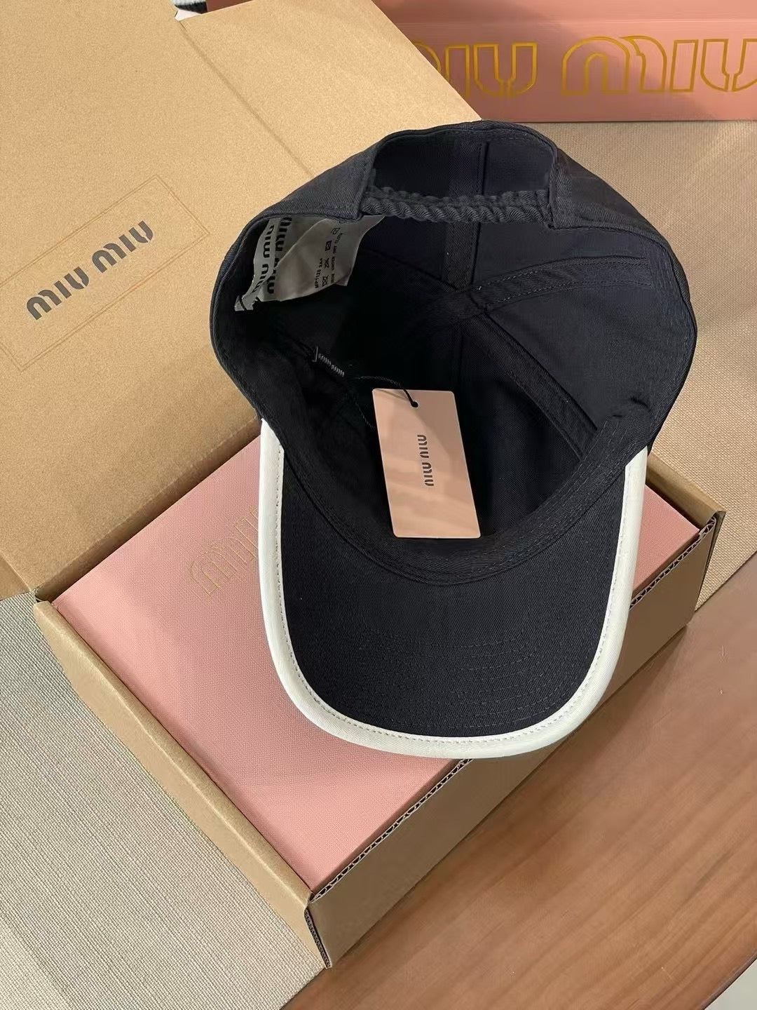 MIU MIU Cap