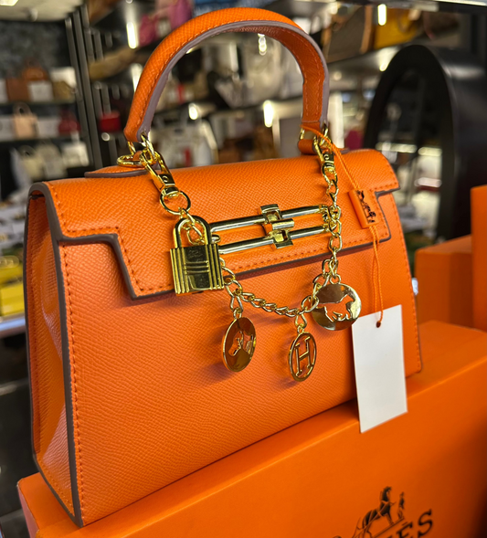 HERMÈS BAG