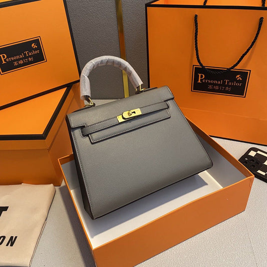 HERMÈS BAG