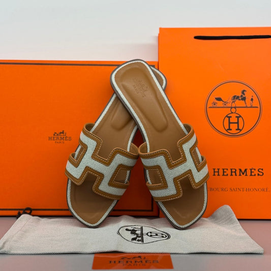 Hermès Oran Sandal | Beige